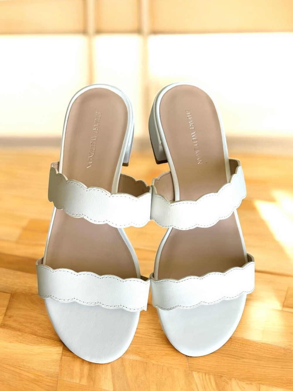 🆕 Stuart Weitzman Santorini Scallop Slides White Leather Sandal